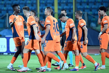 Başakşehir Rapid Wien muhtemel 11 Başakşehir maç kadrosu Başakşehir Rapid Wien maç kadrosu Başakşehir Rapid Wien maçı Başakşehir Rapid Wien 11ler