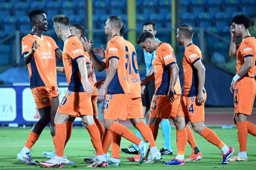 Başakşehir Rapid Wien muhtemel 11 Başakşehir maç kadrosu Başakşehir Rapid Wien maç kadrosu Başakşehir Rapid Wien maçı Başakşehir Rapid Wien 11ler