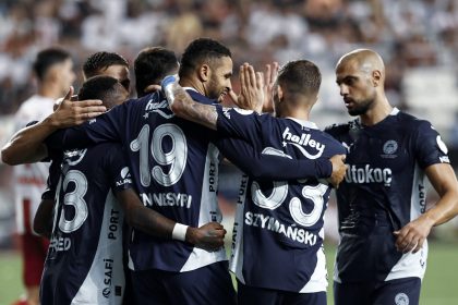 Fenerbahçe Manchester United muhtemel 11 Fenerbahçe maç kadrosu Fenerbahçe Manchester United maç kadrosu Fenerbahçe Manchester United maçı Fenerbahçe Manchester United 11ler