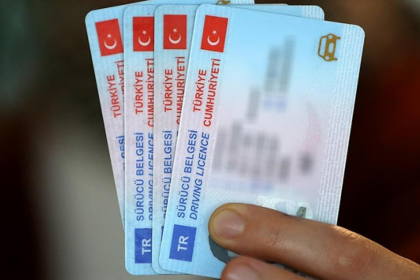 sürücü belgesi yenileme ücreti, eski ehliyet yenileme ücreti, sürücü belgesi yenileme sağlık raporu, eski tip ehliyet yenileme, yeni ehliyet için gerekli belgeler