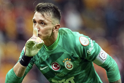 fernando muslera, muslera, okan buruk muslera, muslera ayrılıyor mu, muslera gidiyor mu