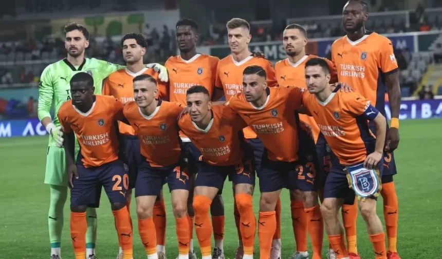 başakşehir trabzonspor maç kadrosu, başakşehir trabzonspor muhtemel 11, başakşehir trabzonspor ilk 11, trabzon başakşehir, trabzonspor başakşehir maçı