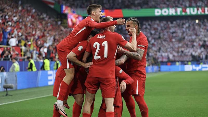 Türkiye Galler maçı
Türkiye Galler
Türkiye Galler hangi kanalda
Türkiye Galler ne zaman
Türkiye Galler maçı saat kaçta