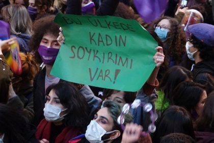 kadın cinayetleri Kadın cinayetleri ekim ayı verisi Kadın Cinayetlerini Durduracağız Platformu ekim ayında öldürülen kadınlar