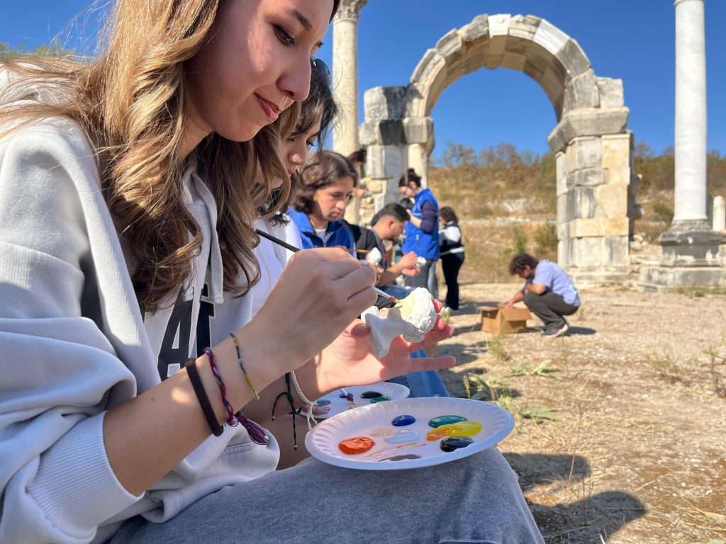 Stratonikeia Antik Kenti seramik eğitimi Muğla Gençlik ve Spor İl Müdürlüğü Muğla seramik eğitimi