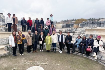 29 Ekim Kadınları Derneği Muğla Şubesi Stratonikeia Antik Kenti 24 Kasım Öğretmenler Günü gezisi Öğretmenler Günü yatağan gezisi