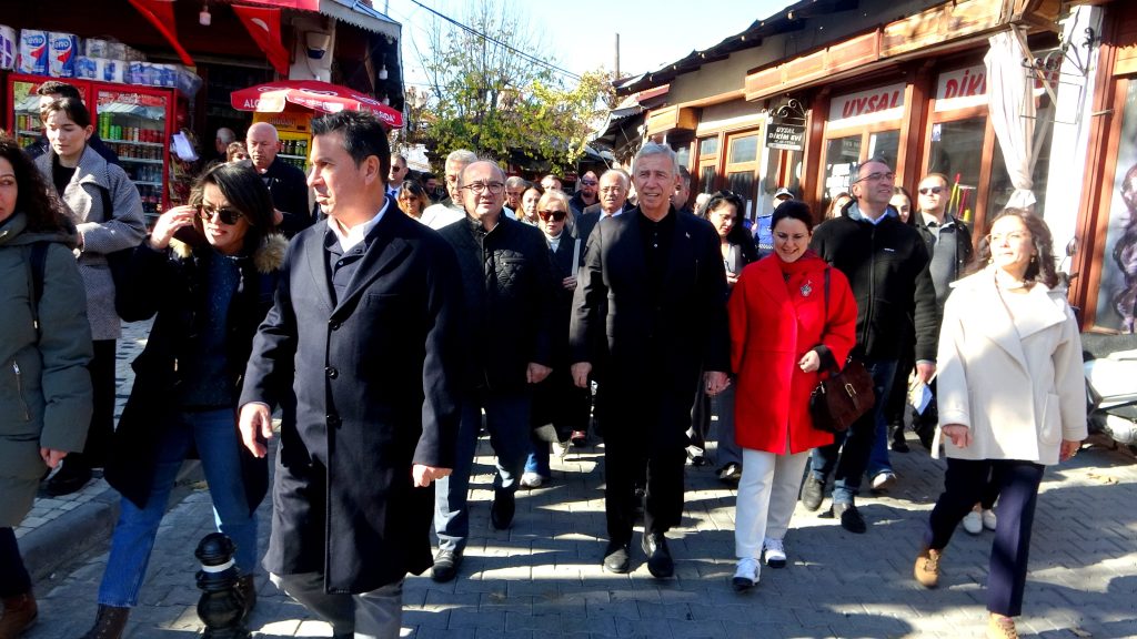 Mansur yavaş menteşe Mansur yavaş menteşe ziyareti Ankara Büyükşehir Belediye Başkanı Mansur Yavaş Menteşe Arasta Bölgesi mansur yavaş açıklamalar