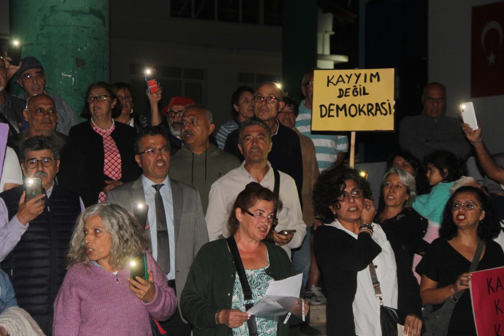 Fethiye eylem fethiye kayyum protestosu fethiye emek ve demokrasi güçleri Fethiye Kadın Danışma ve Dayanışma Derneği fethiye kayyum protestosu