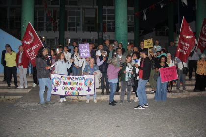 Fethiye eylem fethiye kayyum protestosu fethiye emek ve demokrasi güçleri Fethiye Kadın Danışma ve Dayanışma Derneği fethiye kayyum protestosu