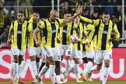 fenerbahçe az alkmaar ilk 11, fenerbahçe az alkmaar 11, fenerbahçe ilk 11, Fenerbahçe maçı, fenerbahçe az alkmaar