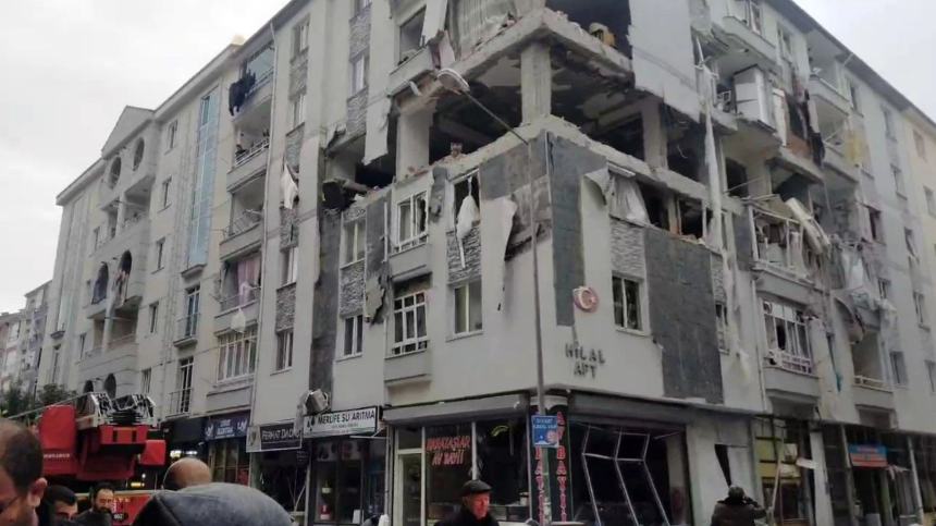 çorum patlama, çorum haber, çorum son dakika, çorumda patlama, çorum doğalgaz patlaması