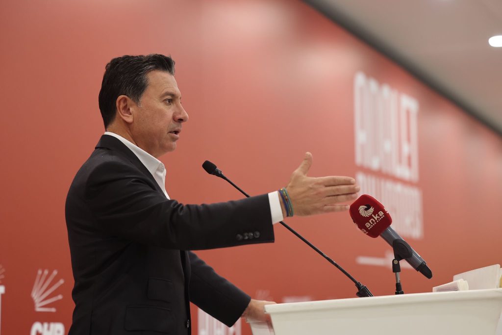 ahmet aras deştin mücadelesi Ahmet Aras çimento fabrikası Ahmet Aras CHP Adalet Buluşmaları