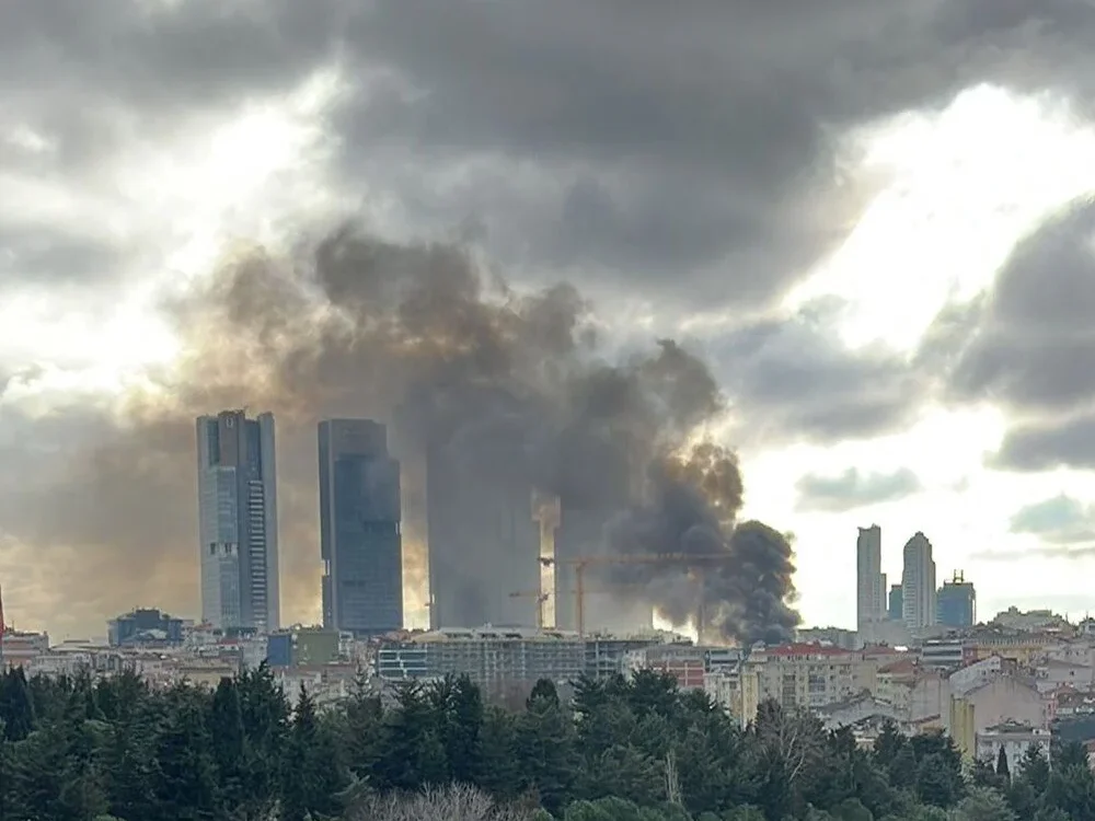 istanbul yangın
Mecidiyeköy yangın son dakika
Mecidiyeköy son dakika
Mecidiyeköy yangın
Mecidiyeköy otel yangını 
