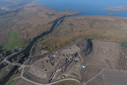 Daskyleion Antik Kenti Muğla Sıtkı Koçman Üniversitesi arkeolojik kazı balıkesir arkeolojik kazı balıkesir Daskyleion Antik Kenti