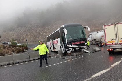 Ula yolcu otobüsü kazası ula trafik kazası ula beş kişi yaralandı