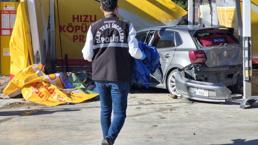Bodrum trafik kazası bodrum kaza Alper Çalık Alper Çalık kaza otomobil yayaya çarptı