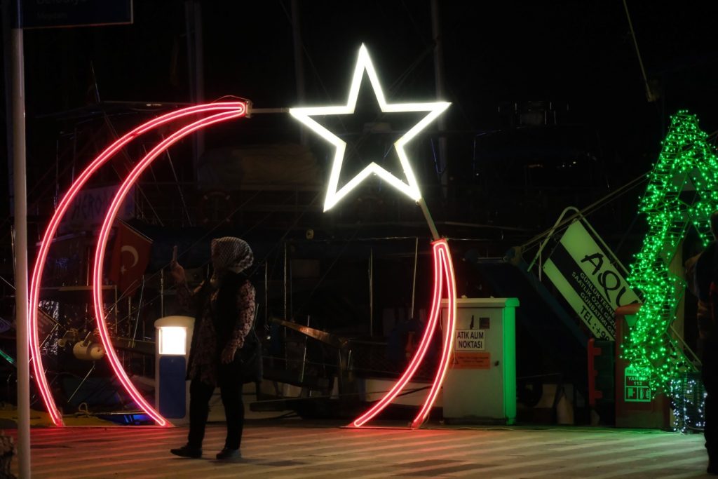 emir can iğrek bodrum, bodrum yeni yıl konser, emir can iğrek yeni yıl, emir can iğrek yılbaşı, bodrum konser emir can iğrek