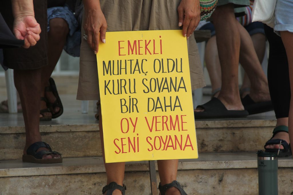 emekli maaş zammı, emekli maaşı, emekli maaşı zammı, emekli maaş zammı enflasyon farkı, emekli son dakika