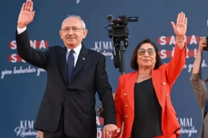 kemal kılıçdaroğlu kaza kemal kılıçdaroğlu selvi kılıçdaroğlu kemal kılıçdaroğlu trafik kazası son dakika kemal kılıçdaroğlu kemal kılıçdaroğlu