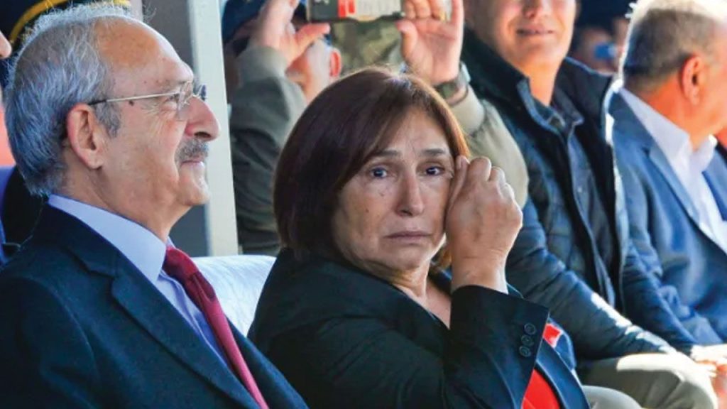 kemal kılıçdaroğlu kaza
kemal kılıçdaroğlu selvi kılıçdaroğlu
kemal kılıçdaroğlu trafik kazası
son dakika kemal kılıçdaroğlu
kemal kılıçdaroğlu