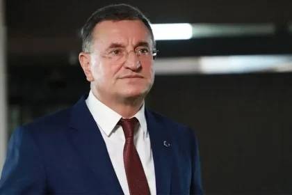 lütfü savaş neden ihraç edildi lütfü savaş kimdir lütfü savaş chp hatay belediye başkanı lütfü savaş chp