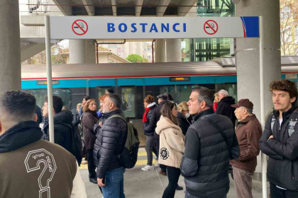 marmaray intiharı son dakika, marmaray intihar, marmaray bostancı intihar, marmaray bostancı istasyonu, bostancı son dakika
