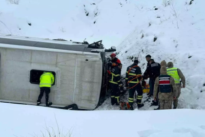erzincan otobüs kazası, erzincan trafik kazası, son dakika erzincan haberleri, erzincan son dakika haber, erzincan otobüs kazası son dakika