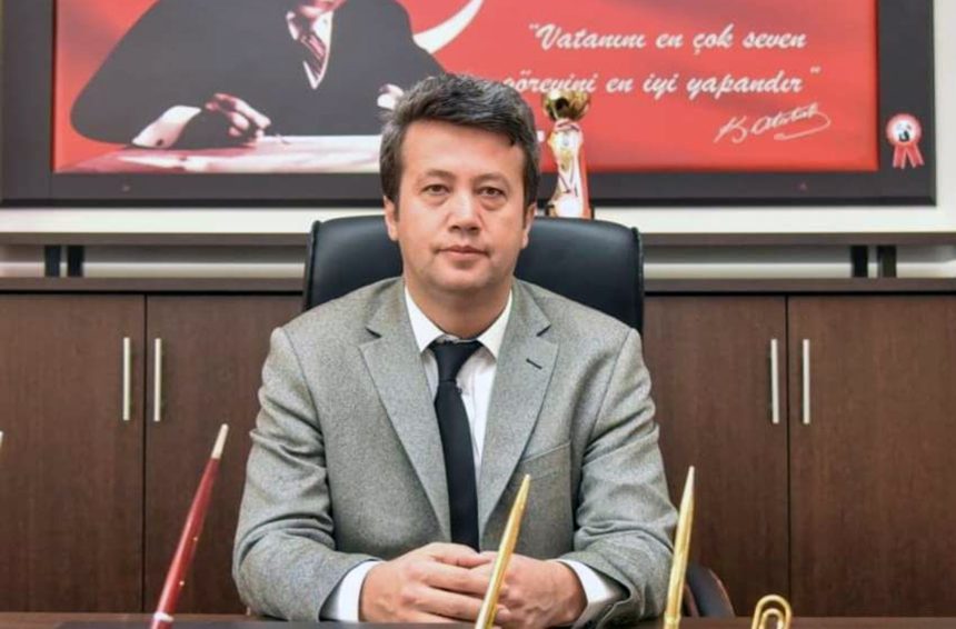 Muğla Sıtkı Koçman Üniversitesi rektör Prof. Dr. Mustafa Gökçe mskü rektör yardımcısı
