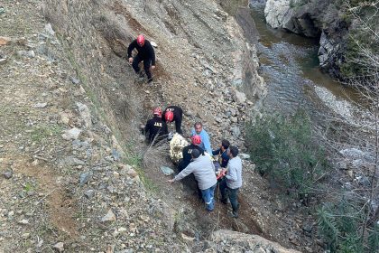 fethiye motosiklet dereye düştü, fethiye karagedik kaza, fethiye motosiklet kazası, fethiye jandarma arama kurtarma, muğla motosiklet kazası