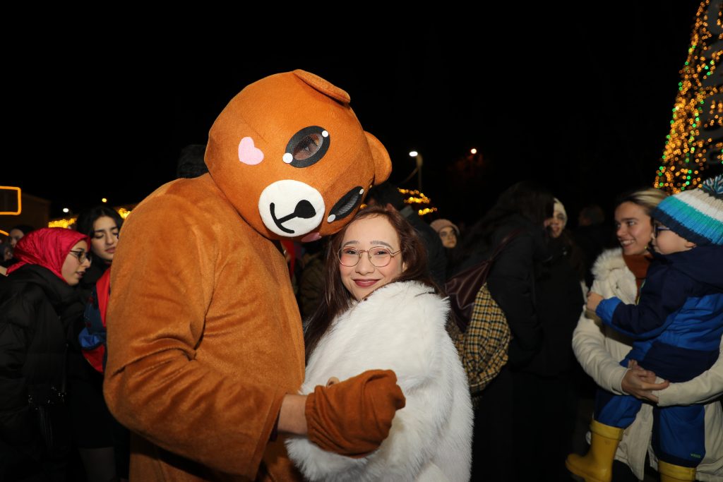 Muğla yeni yıl yeni yıl festivali Muğla yeni yıl festivali Menteşe Kent Meydanı menteşe yeni yıl