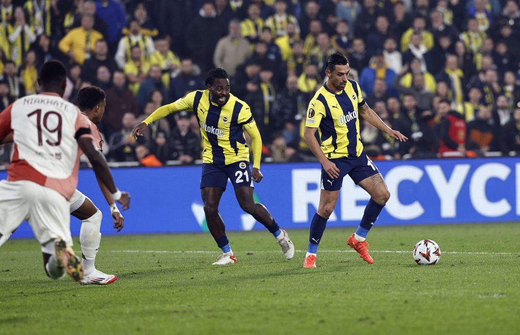Fenerbahçe Göztepe muhtemel 11Fenerbahçe maç kadrosuFenerbahçe Göztepe maç kadrosuFenerbahçe Göztepe maçıFenerbahçe Göztepe 11ler