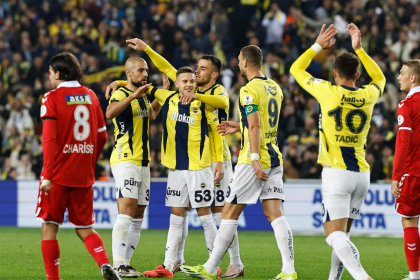 Fenerbahçe Lyon ilk 11 Fenerbahçe Lyon maçı Fenerbahçe ilk 11 Fenerbahçe kadrosu Fenerbahçe Lyon maç kadrosu