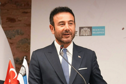 rıza akpolat, aziz ihsan aktaş, beşiktaş belediye başkanı, beşiktaş belediye başkanı hangi partiden, beşiktaş belediyesi