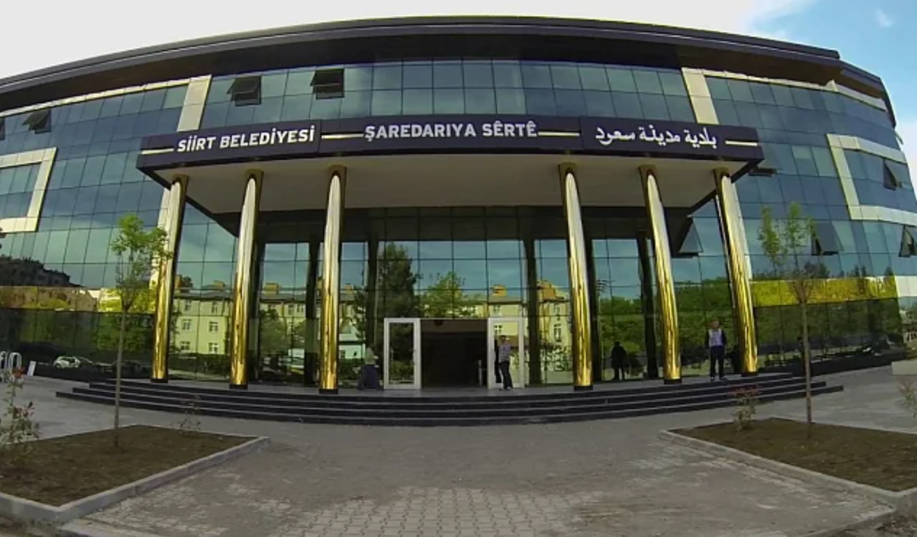 siirt belediyesi kayyum atandı, sofya alağaş, siirt belediye başkanı, askerlik yerleri, siirt belediyesine kayyum atandı