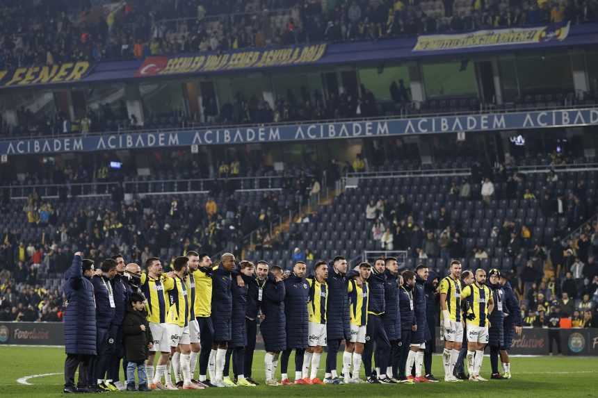 gaziantep fenerbahçe maç kadrosu, gaziantep fenerbahçe muhtemel 11, gaziantep fenerbahçe ilk 11, fenerbahçe gaziantep fk ilk 11, fb antep ilk 11
