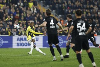 Fenerbahçe Erzurumspor FK maçı Fenerbahçe Erzurumspor FK Fenerbahçe Erzurumspor FK hangi kanalda Fenerbahçe Erzurumspor FK ne zaman Fenerbahçe Erzurumspor FK maçı saat kaçta