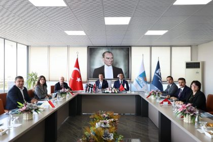 Kıyı Ege Belediyeler Birliği Encümen Toplantısı Muğla Büyükşehir Belediye Başkanı Ahmet Aras Kıyı Ege Belediyeler Birliği narlıdere toplantısı