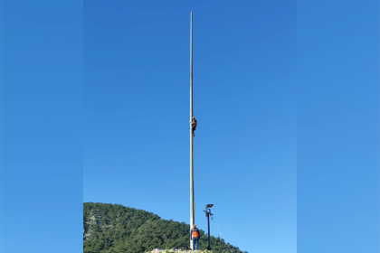 fethiye mahalle afet gönüllüleri, fethiye kalesi, fethiye zarar gören türk bayrağı, fethiye kalesi türk bayrağı, fethiye mahalle afet gönüllüleri türk bayrağı