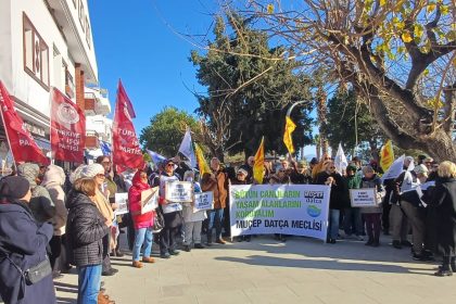 datça 6 şubat, 6 şubat depremleri, datçada 6 şubat depremleri, datçada 6 şubat anma, datça demokrasi platformu, 6 şubat datça