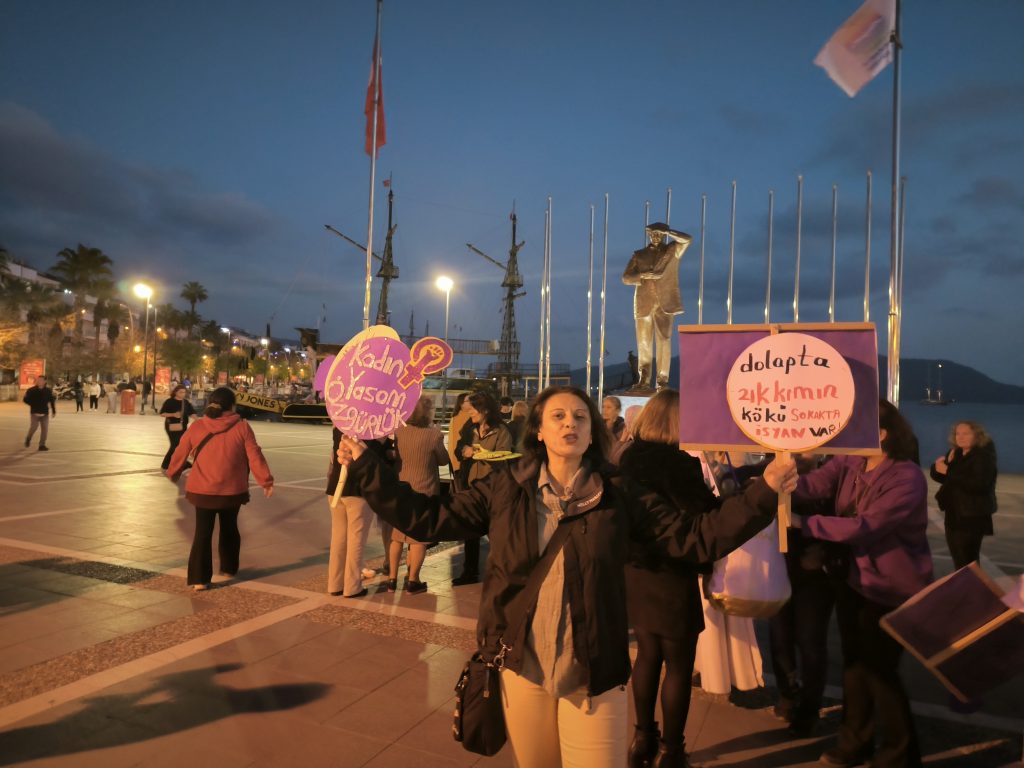 Marmaris 8 mart Marmaris Kadın Dayanışma  Marmaris Kadın Dayanışma  8 mart 8 mart eylemleri dünya kadınlar günü