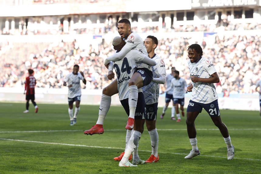 sivasspor fenerbahçe maçı, fenerbahçe maçı hangi kanalda, sivasspor fenerbahçe maçı hangi kanalda, fener sivas maçı, fenerbahçe maçı ne zaman