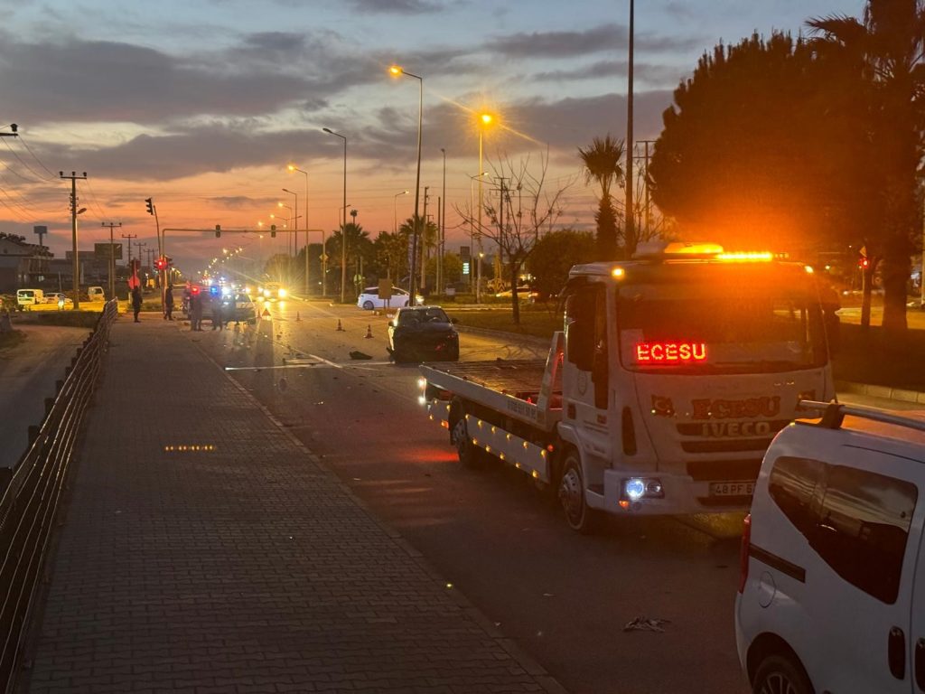 fethiyede trafik kazası, fethiyede kaza, çamköy kavşağı kaza, fethiye antalya karayolu kaza, fethiye motosiklet kazası