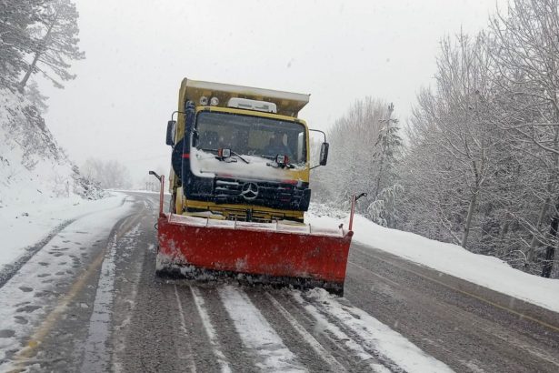 muğla büyükşehir belediyesi kar çalışması muğla kar yağışı muğla kar muğla büyükşehir belediyesi ekipleri
