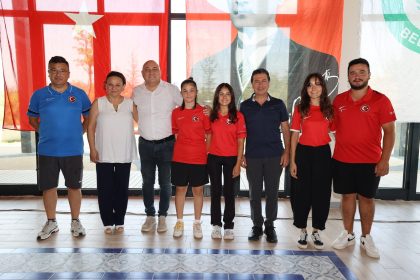 Muğla Büyükşehir milli takım Muğla Büyükşehir okçuları Emircan Haney Hazal burun okuçuluk milli takımı Muğla Büyükşehir milli takım