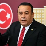 adnan beker kimdir adnan beker hangi parti adnan beker chp adnan beker Adnan beker özgür özel