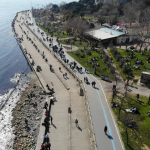 istanbul, istanbul’da sahillere akın, ramazan bayramı, cadde bostan sahili, ortaköy