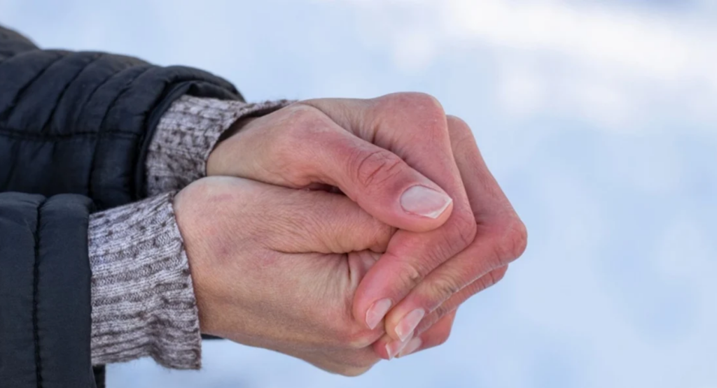 hipotermi, hipotermi nedir, hipotermi tedavisi, hipotermi ne demek, hipotermi nasıl geçer