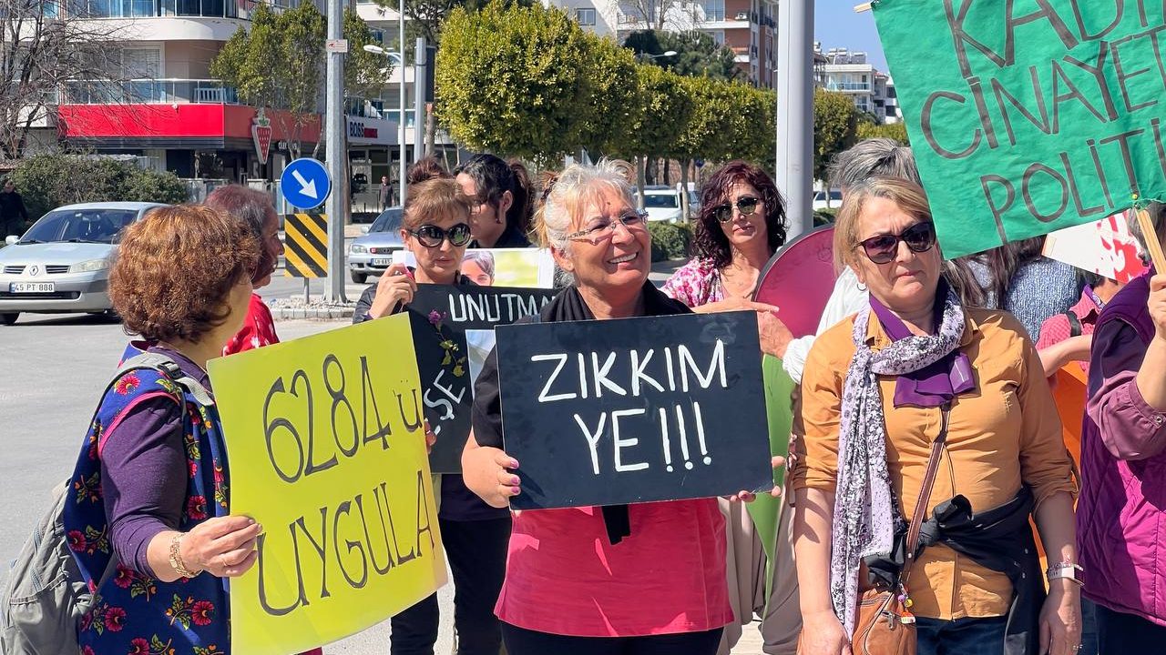 ortaca 8 mart, ortaca kadın platformu 8 mart, yaşasın kadın dayanışması 8 mart, ortaca 8 mart yürüyüş, ortaca 8 mart basın açıklaması