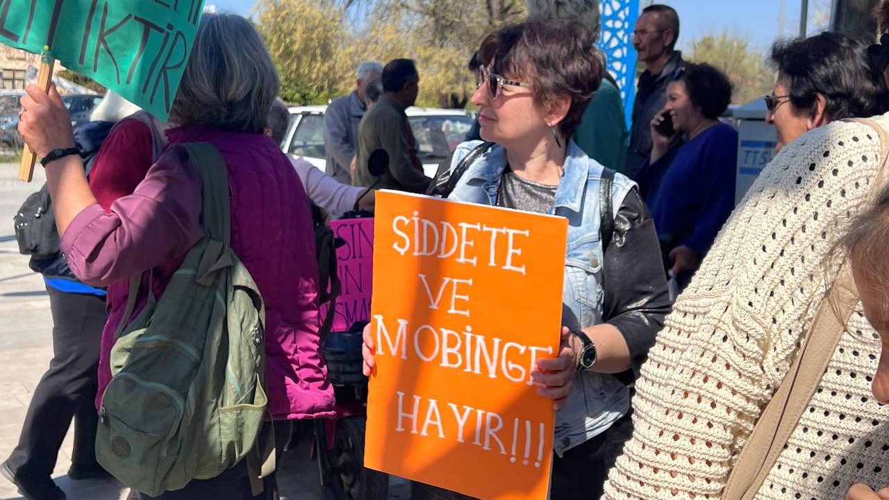 ortaca 8 mart, ortaca kadın platformu 8 mart, yaşasın kadın dayanışması 8 mart, ortaca 8 mart yürüyüş, ortaca 8 mart basın açıklaması