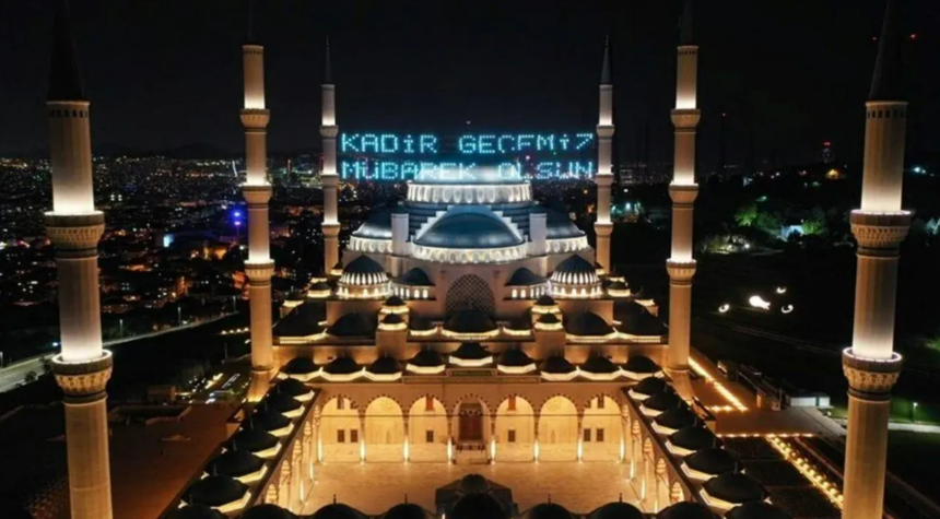 kadir gecesi mesajları, kadir gecesi mesajları kısa, resimli kadir gecesi mesajları yeni, kadir gecesi mesajları ayetli hadisli, kadir gecesi mesajları 2025